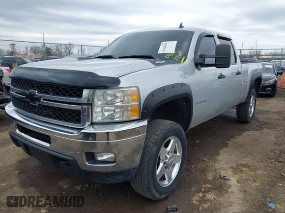 ✅ 2011 Chevrolet Silverado 2500HD LT • VIN: 1GC1KXCG5BF243996 • Лот: 41820026. Опубликован ранее на IAAI с пробегом 176 712 миль. Бесплатный доступ к архиву аукционных продаж из США и подробный отчёт об истории автомобиля на DreamBid. Изображение 17.