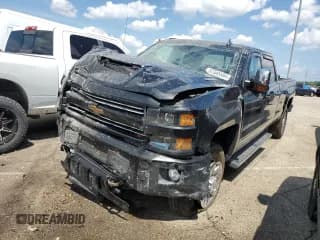 ✅ 2018 Chevrolet Silverado 3500HD LTZ • VIN: 1GC4K0EY0JF191167 • Лот: 67345594. Опубликован ранее на Copart с пробегом 70 354 миль. Бесплатный доступ к архиву аукционных продаж из США и подробный отчёт об истории автомобиля на DreamBid. Изображение 1.
