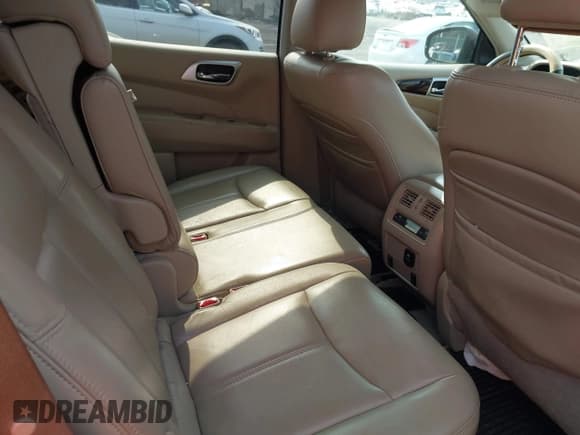 ✅ 2013 Nissan Pathfinder SL • VIN: 5N1AR2MM3DC627018 • Lot: 42854840. Listed on IAAI with 123,416 mi. Free auction sales archive from the USA and detailed vehicle history report at DreamBid. Image 8.
