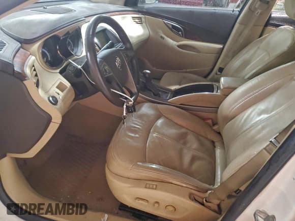 ✅ 2011 Buick LaCrosse CXL • VIN: 1G4GC5ED4BF380583 • Lot: 94159715. Wystawiony na Copart z przebiegiem 148 784 mil. Bezpłatny archiwum sprzedaży aukcyjnych z USA i szczegółowy raport historii pojazdu na DreamBid. Zdjęcie 7.