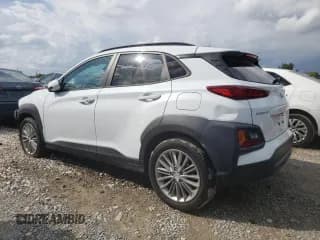 ✅ 2020 Hyundai Kona SEL • VIN: KM8K22AA7LU517729 • Лот: 45876454. Опубликован ранее на Copart с пробегом 14 952 миль. Бесплатный доступ к архиву аукционных продаж из США и подробный отчёт об истории автомобиля на DreamBid. Изображение 2.