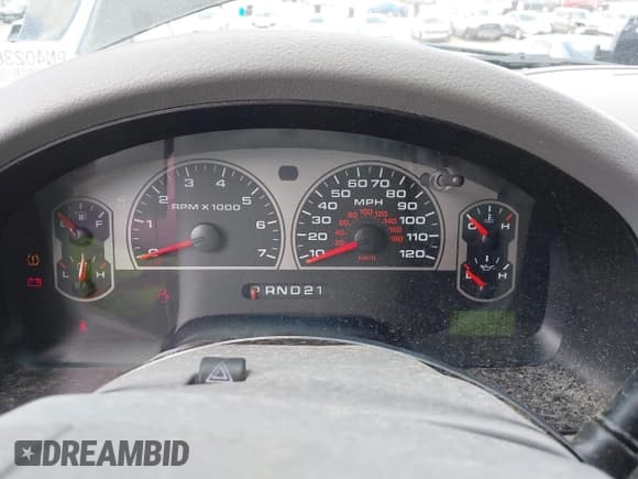 ✅ 2008 Ford F-150 XLT • VIN: 1FTPW14558FA13909 • Lot: 42147526. Wystawiony na IAAI z przebiegiem 127 052 mil. Bezpłatny archiwum sprzedaży aukcyjnych z USA i szczegółowy raport historii pojazdu na DreamBid. Zdjęcie 7.