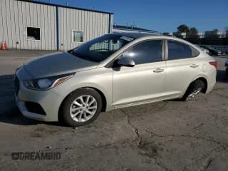 ✅ 2018 Hyundai Accent SE • VIN: 3KPC24A39JE032641 • Лот: 85773974. Опубликован ранее на Copart с пробегом 56 768 миль. Бесплатный доступ к архиву аукционных продаж из США и подробный отчёт об истории автомобиля на DreamBid. Изображение 1.