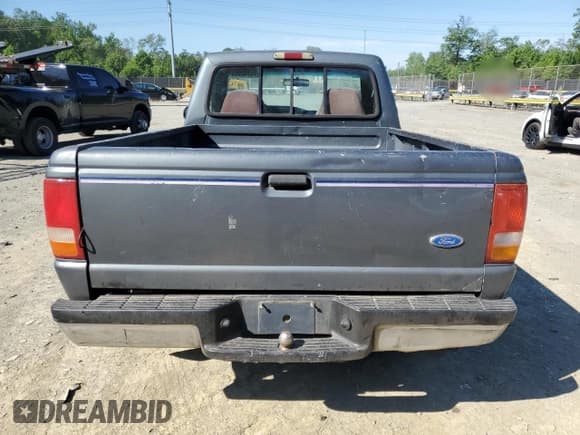 ✅ 1994 Ford Ranger Splash • VIN: 1FTCR10A2RTA44613 • Lot: 57675535. Listed on Copart with 78,958 mi. Free auction sales archive from the USA and detailed vehicle history report at DreamBid. Image 6.