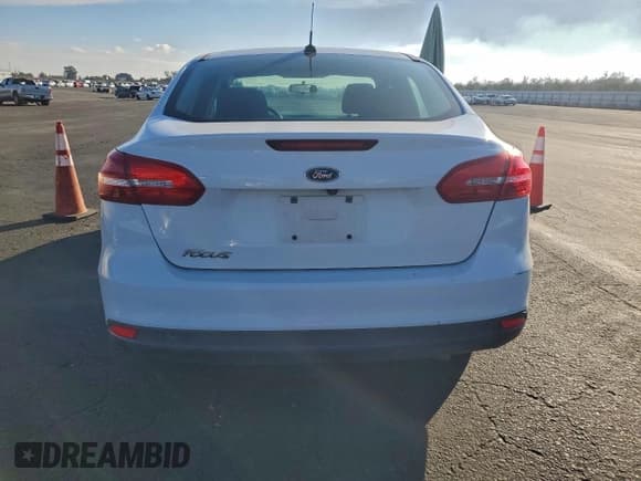 ✅ 2016 Ford Focus S • VIN: 1FADP3E28GL363363 • Лот: 93768315. Опубликован ранее на Copart с пробегом 47 029 миль. Бесплатный доступ к архиву аукционных продаж из США и подробный отчёт об истории автомобиля на DreamBid. Изображение 6.