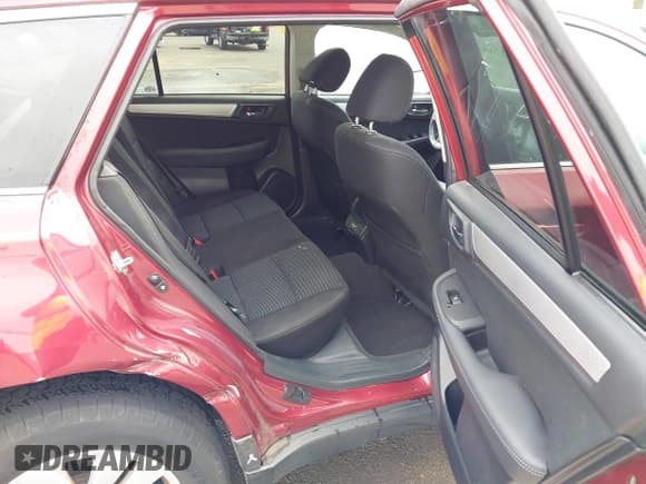 ✅ 2018 Subaru Outback Premium • VIN: 4S4BSAHCXJ3246119 • Lot: 43383550. Listed on IAAI with 95,896 mi. Free auction sales archive from the USA and detailed vehicle history report at DreamBid. Image 8.