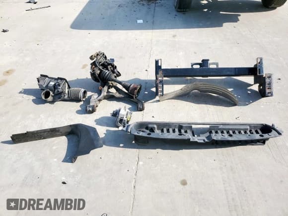 ✅ 2020 Chevrolet Silverado 1500 • VIN: 1GB4WRE79LF255102 • Лот: 65404905. Опубликован ранее на Copart с пробегом 187 342 миль. Бесплатный доступ к архиву аукционных продаж из США и подробный отчёт об истории автомобиля на DreamBid. Изображение 12.