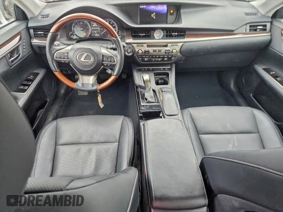 ✅ 2017 Lexus ES 350 • VIN: 58ABK1GG8HU074626 • Lot: 92495785. Listed on Copart with 92,300 mi. Free auction sales archive from the USA and detailed vehicle history report at DreamBid. Image 8.