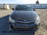 ✅ 2016 Kia Optima SXL Turbo • VIN: 5XXGV4L28GG118228 • Lot: 82076395. Wystawiony na Copart z przebiegiem 154 487 mil. Bezpłatny archiwum sprzedaży aukcyjnych z USA i szczegółowy raport historii pojazdu na DreamBid. Zdjęcie 5.