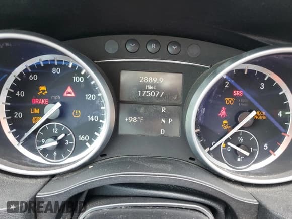 ✅ 2012 Mercedes-Benz R 350 • VIN: 4JGCB2FE1CA142809 • Lot: 67847915. Listed on Copart with 175,077 mi. Free auction sales archive from the USA and detailed vehicle history report at DreamBid. Image 9.