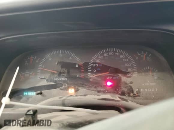 1999 Dodge Dakota SLT z VIN 1B7GG22X0XS197699, wystawiony jako Copart lot #61057935 z przebiegiem 147 833 mil mil oraz Szkoda całkowita • Salvage title. Historia ofert i sprzedaży dostępna na DreamBid. Obrazek 9.