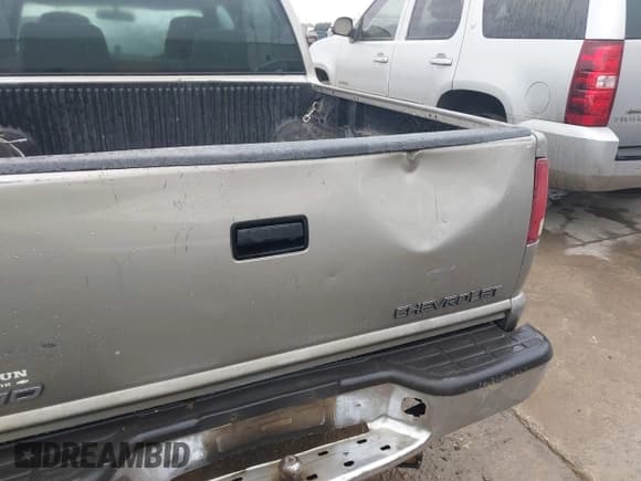 ✅ 2002 Chevrolet S-10 LS • VIN: 1GCDT13WX2K196938 • Лот: 41652867. Опубликован ранее на IAAI с пробегом 182 635 миль. Бесплатный доступ к архиву аукционных продаж из США и подробный отчёт об истории автомобиля на DreamBid. Изображение 6.