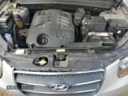 ✅ 2009 Hyundai Santa Fe Limited • VIN: 5NMSH13E49H304783 • Lot: 91008425. Listed on Copart with 223,580 mi. Free auction sales archive from the USA and detailed vehicle history report at DreamBid. Image 11.