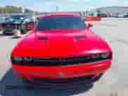 2016 Dodge Challenger SXT Plus z VIN 2C3CDZAG6GH137763, wystawiony jako IAAI lot #43310704 z przebiegiem 119 926 mil mil oraz . Historia ofert i sprzedaży dostępna na DreamBid. Obrazek 12.