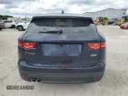 ✅ 2017 Jaguar F-Pace 20d Premium • VIN: SADCJ2BN1HA091031 • Lot: 87027375. Wystawiony na Copart z przebiegiem 90 388 mil. Bezpłatny archiwum sprzedaży aukcyjnych z USA i szczegółowy raport historii pojazdu na DreamBid. Zdjęcie 6.