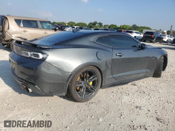 ✅ 2017 Chevrolet Camaro 1SS • VIN: 1G1FE1R73H0212509 • Лот: 69986115. Опубликован ранее на Copart с пробегом 86 263 миль. Бесплатный доступ к архиву аукционных продаж из США и подробный отчёт об истории автомобиля на DreamBid. Изображение 3.