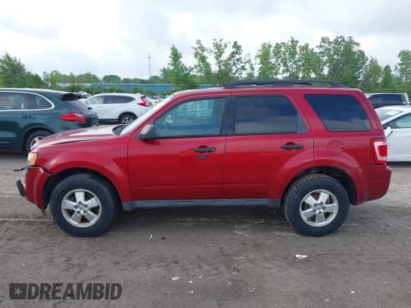 ✅ 2012 Ford Escape XLT • VIN: 1FMCU9D72CKB16916 • Лот: 42377086. Опубликован ранее на IAAI с пробегом 119 226 миль. Бесплатный доступ к архиву аукционных продаж из США и подробный отчёт об истории автомобиля на DreamBid. Изображение 14.