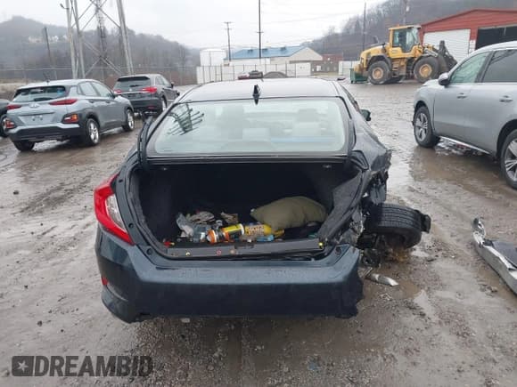 ✅ 2018 Honda Civic EX-T • VIN: 2HGFC1F30JH643486 • Лот: 41111291. Опубликован ранее на IAAI с пробегом 94 000 миль. Бесплатный доступ к архиву аукционных продаж из США и подробный отчёт об истории автомобиля на DreamBid. Изображение 16.