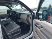 ✅ 2010 Ford F-250 XL • VIN: 1FTSW2A54AEB28310 • Lot: 39184370. Wystawiony na IAAI z przebiegiem 96 828 mil. Bezpłatny archiwum sprzedaży aukcyjnych z USA i szczegółowy raport historii pojazdu na DreamBid. Zdjęcie 5.