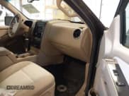 ✅ 2007 Ford Explorer Sport Trac XLT • VIN: 1FMEU51877UA31241 • Лот: 42739356. Опубликован ранее на IAAI с пробегом 215 643 миль. Бесплатный доступ к архиву аукционных продаж из США и подробный отчёт об истории автомобиля на DreamBid. Изображение 5.