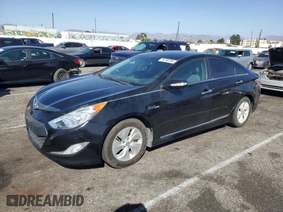 ✅ 2014 Hyundai Sonata • VIN: KMHEC4A47EA110238 • Lot: 76750294. Listed on Copart with 103,647 mi. Free auction sales archive from the USA and detailed vehicle history report at DreamBid. Image 1.