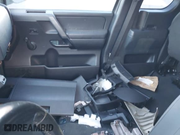 ✅ 2008 Nissan Titan XE • VIN: 1N6AA06E18N302686 • Lot: 40651908. Listed on IAAI with Not provided. Free auction sales archive from the USA and detailed vehicle history report at DreamBid. Image 14.