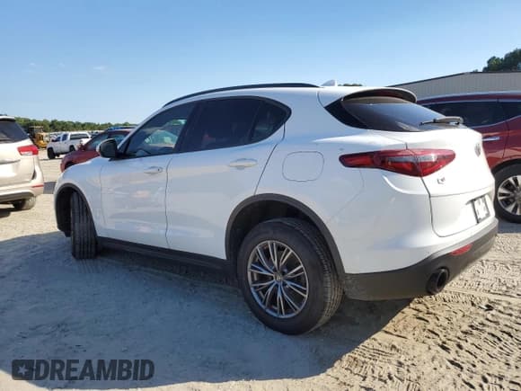✅ 2022 Alfa Romeo Stelvio Sprint • VIN: ZASPAKAN7N7D38583 • Лот: 70114385. Опубликован ранее на Copart с пробегом 87 289 миль. Бесплатный доступ к архиву аукционных продаж из США и подробный отчёт об истории автомобиля на DreamBid. Изображение 2.
