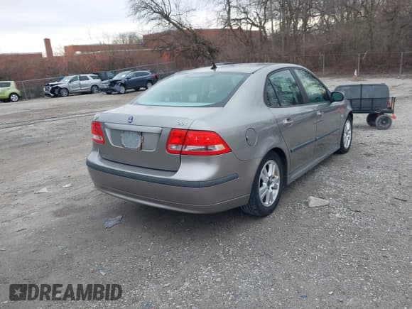 ✅ 2006 Saab 9-3 • VIN: YS3FD49Y961002341 • Lot: 41708716. Listed on IAAI with 248,165 mi. Free auction sales archive from the USA and detailed vehicle history report at DreamBid. Image 4.