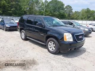 ✅ 2007 GMC Yukon SLT • VIN: 1GKFC13047R186171 • Lot: 43036148. Listed on IAAI with 195,200 mi. Free auction sales archive from the USA and detailed vehicle history report at DreamBid. Image 1.