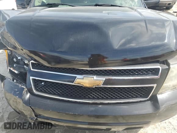 ✅ 2007 Chevrolet Suburban LT • VIN: 1GNFC16J97J299992 • Lot: 62642934. Wystawiony na Copart z przebiegiem 317 375 mil. Bezpłatny archiwum sprzedaży aukcyjnych z USA i szczegółowy raport historii pojazdu na DreamBid. Zdjęcie 12.