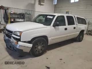 2007 Chevrolet Silverado 1500 LS z VIN 2GCEC13V171126389, wystawiony jako Copart lot #85257225 z przebiegiem 412 119 mil mil oraz Szkoda całkowita • Salvage title. Historia ofert i sprzedaży dostępna na DreamBid. Obrazek 1.