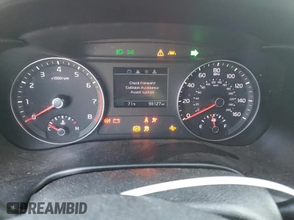 ✅ 2019 Kia Forte LXS • VIN: 3KPF24AD0KE056219 • Lot: 90517665. Wystawiony na Copart z przebiegiem 93 127 mil. Bezpłatny archiwum sprzedaży aukcyjnych z USA i szczegółowy raport historii pojazdu na DreamBid. Zdjęcie 9.