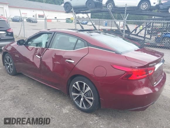 ✅ 2017 Nissan Maxima S • VIN: 1N4AA6AP6HC414030 • Lot: 42635409. Listed on IAAI with 33,144 mi. Free auction sales archive from the USA and detailed vehicle history report at DreamBid. Image 3.