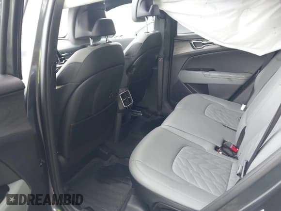 ✅ 2023 Kia Sportage X-Pro • VIN: 5XYK7CAF6PG074231 • Lot: 42804443. Listed on IAAI with 17,011 mi. Free auction sales archive from the USA and detailed vehicle history report at DreamBid. Image 8.