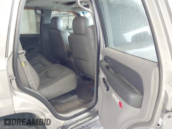 ✅ 2003 GMC Yukon SLT • VIN: 1GKEK13Z13J137273 • Lot: 42467587. Wystawiony na IAAI z przebiegiem 354 437 mil. Bezpłatny archiwum sprzedaży aukcyjnych z USA i szczegółowy raport historii pojazdu na DreamBid. Zdjęcie 8.