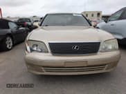 ✅ 1999 Lexus LS 400 • VIN: JT8BH28F1X0148155 • Lot: 75080804. Wystawiony na Copart z przebiegiem Nie podano. Bezpłatny archiwum sprzedaży aukcyjnych z USA i szczegółowy raport historii pojazdu na DreamBid. Zdjęcie 5.