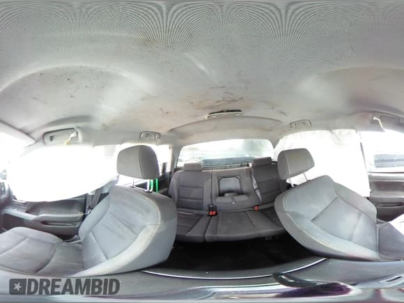 ✅ 2016 Chevrolet Silverado 1500 LT • VIN: 3GCUKREC6GG313840 • Лот: 71359105. Опубликован ранее на Copart с пробегом 186 445 миль. Бесплатный доступ к архиву аукционных продаж из США и подробный отчёт об истории автомобиля на DreamBid. Изображение 14.