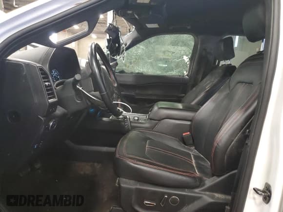 ✅ 2020 Ford Expedition Max Limited • VIN: 1FMJK2AT2LEA18764 • Lot: 65625405. Wystawiony na Copart z przebiegiem 93 155 mil. Bezpłatny archiwum sprzedaży aukcyjnych z USA i szczegółowy raport historii pojazdu na DreamBid. Zdjęcie 7.