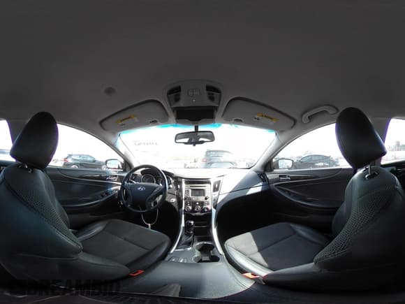 ✅ 2014 Hyundai Sonata SE • VIN: 5NPEC4AC2EH899855 • Лот: 43511762. Опубликован ранее на IAAI с пробегом 106 553 миль. Бесплатный доступ к архиву аукционных продаж из США и подробный отчёт об истории автомобиля на DreamBid. Изображение 18.