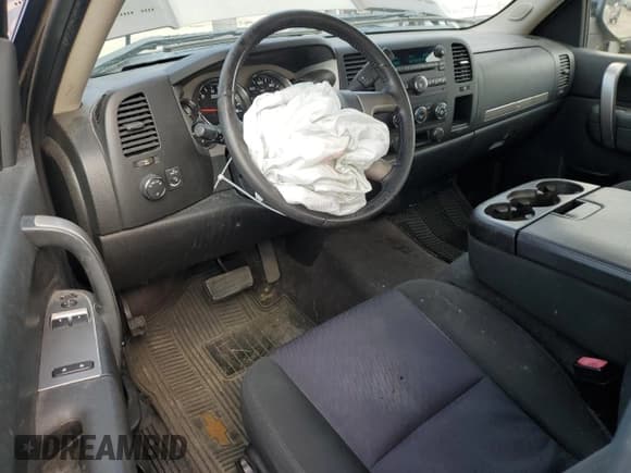 ✅ 2014 Chevrolet Silverado 2500HD LT • VIN: 1GC0KXCG0EF101300 • Lot: 89860795. Listed on Copart with 109,228 mi. Free auction sales archive from the USA and detailed vehicle history report at DreamBid. Image 8.