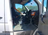 ✅ 2011 Mercedes-Benz Sprinter Cargo • VIN: WD3PE8CB5B5567235 • Лот: 42972008. Опубликован ранее на IAAI с пробегом 511 528 миль. Бесплатный доступ к архиву аукционных продаж из США и подробный отчёт об истории автомобиля на DreamBid. Изображение 1.