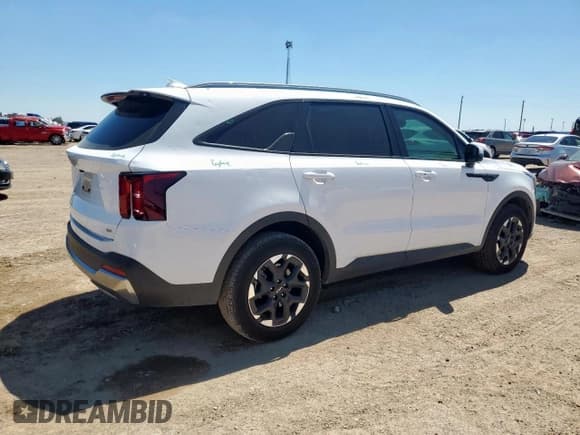 ✅ 2024 Kia Sorento S • VIN: 5XYRLDJC0RG293498 • Лот: 70186225. Опубликован ранее на Copart с пробегом 10 989 миль. Бесплатный доступ к архиву аукционных продаж из США и подробный отчёт об истории автомобиля на DreamBid. Изображение 3.