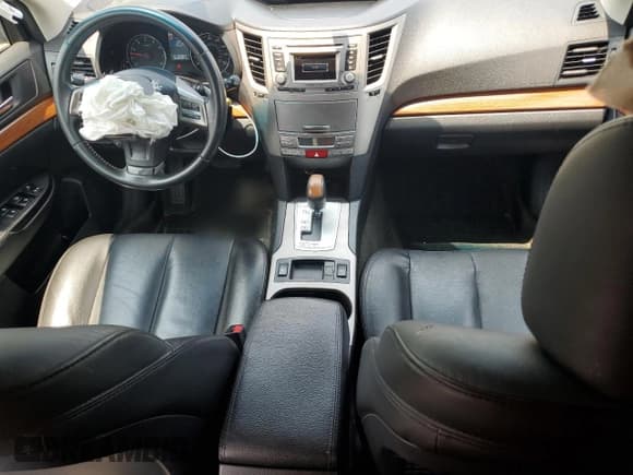 ✅ 2013 Subaru Outback Limited • VIN: 4S4BRDKC3D2279947 • Lot: 56394975. Listed on Copart with 252,632 mi. Free auction sales archive from the USA and detailed vehicle history report at DreamBid. Image 8.