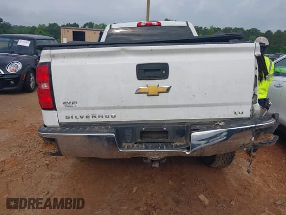 ✅ 2019 Chevrolet Silverado 1500 LT • VIN: 2GCRCPEC8K1140668 • Lot: 42362834. Wystawiony na IAAI z przebiegiem 138 474 mil. Bezpłatny archiwum sprzedaży aukcyjnych z USA i szczegółowy raport historii pojazdu na DreamBid. Zdjęcie 16.