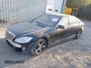 ✅ 2011 Mercedes-Benz S 550 • VIN: WDDNG8GB1BA405570 • Lot: 42943905. Wystawiony na IAAI z przebiegiem 120 978 mil. Bezpłatny archiwum sprzedaży aukcyjnych z USA i szczegółowy raport historii pojazdu na DreamBid. Zdjęcie 18.