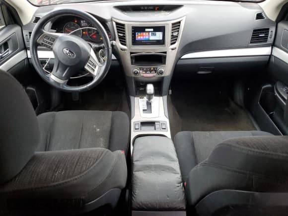 ✅ 2014 Subaru Outback Premium • VIN: 4S4BRCDC4E3224409 • Lot: 82386655. Listed on Copart with 186,421 mi. Free auction sales archive from the USA and detailed vehicle history report at DreamBid. Image 8.