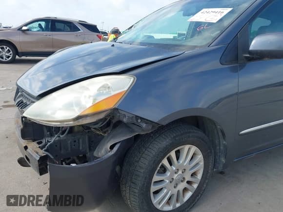 ✅ 2007 Toyota Sienna XLE • VIN: 5TDBK22CX7S005784 • Лот: 42429416. Опубликован ранее на IAAI с пробегом 194 754 миль. Бесплатный доступ к архиву аукционных продаж из США и подробный отчёт об истории автомобиля на DreamBid. Изображение 19.