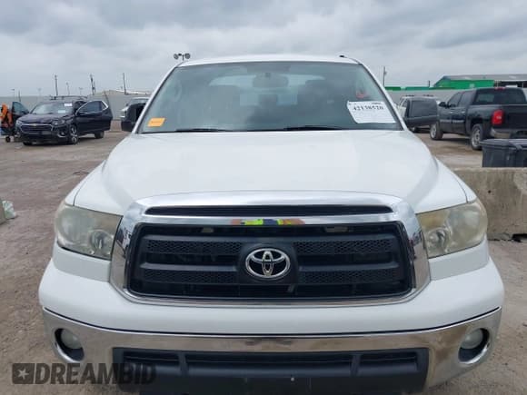 ✅ 2011 Toyota Tundra • VIN: 5TFRY5F15BX101297 • Lot: 42138520. Wystawiony na IAAI z przebiegiem 223 353 mil. Bezpłatny archiwum sprzedaży aukcyjnych z USA i szczegółowy raport historii pojazdu na DreamBid. Zdjęcie 6.