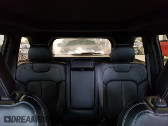 ✅ 2022 Jeep Grand Cherokee Overland • VIN: 1C4RJYD68N8716557 • Lot: 86807614. Listed on Copart with 12,590 mi. Free auction sales archive from the USA and detailed vehicle history report at DreamBid. Image 10.