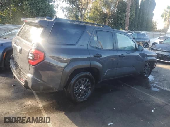 ✅ 2025 Toyota 4Runner SR5 • VIN: JTEVA5BR8S5036077 • Лот: 91445935. Опубликован ранее на Copart с пробегом 4 498 миль. Бесплатный доступ к архиву аукционных продаж из США и подробный отчёт об истории автомобиля на DreamBid. Изображение 3.